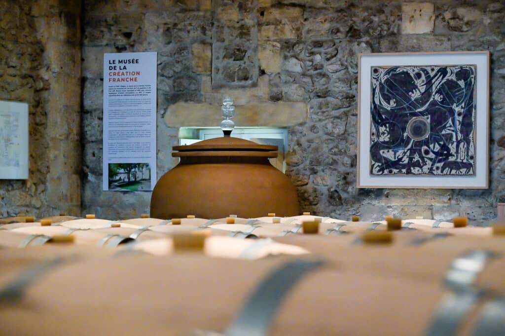Vue de l'exposition "L'Humble Bic" au Château de Ferrand